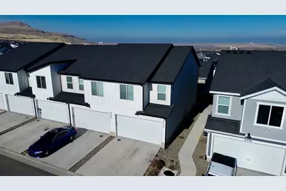 8502 W Meadow Bank Way, Magna, UT 84044 - Photo 4