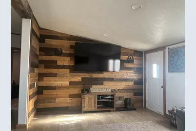 2472 W 3000 N, Roosevelt, UT 84066 - Photo 4