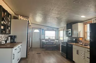 2472 W 3000 N, Roosevelt, UT 84066 - Photo 2