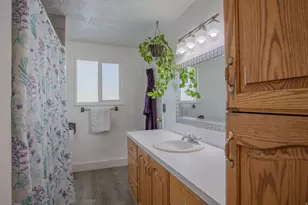 1579 E 8730 S, Sandy, UT 84093 - Photo 14