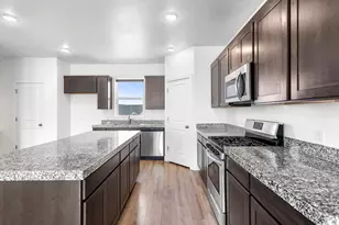 5290 N Folkstone Dr N, Eagle Mountain, UT 84005 - Photo 12