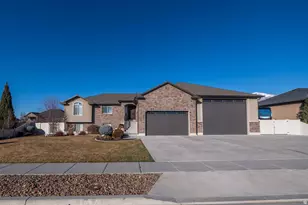 2624 W 2225 N, Farr West, UT 84404 - Photo 2