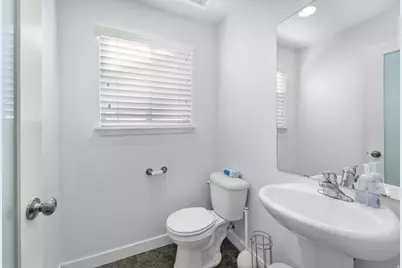 157 N Keogh Ln W, Ogden, UT 84404 - Photo 10