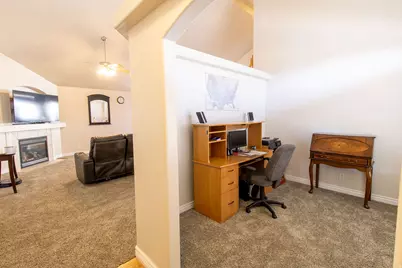 8092 S Box Canyon Rd W, West Jordan, UT 84081 - Photo 4