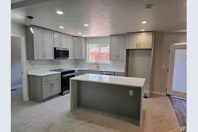 8483 S Terrace Dr E, Sandy, UT 84093 - Photo 4