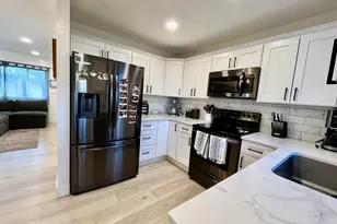 620 N 120 E, Orem, UT 84057 - Photo 2