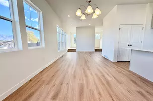 1717 N 1625 W, Layton, UT 84041 - Photo 4