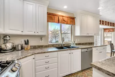 1365 N 990 W, Pleasant Grove, UT 84062 - Photo 20