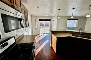 102 E 1800 S, Roosevelt, UT 84066 - Photo 12
