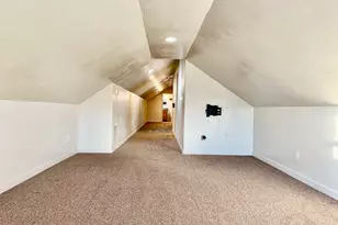 102 E 1800 S, Roosevelt, UT 84066 - Photo 32