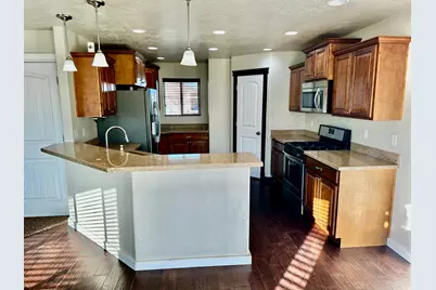 102 E 1800 S, Roosevelt, UT 84066 - Photo 8