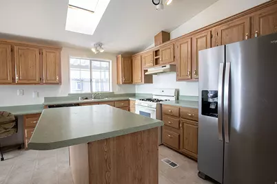 3312 Chester Park Dr, Salt Lake City, UT 84119 - Photo 8