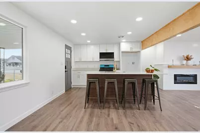 3875 S Cheryl St, West Valley, UT 84119 - Photo 10