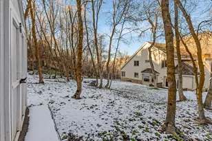 1676 E Mueller Pk Rd, Bountiful, UT 84010 - Photo 42