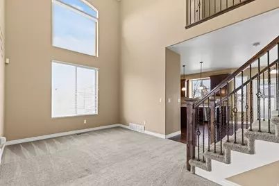 698 W 650 S, Layton, UT 84041 - Photo 6