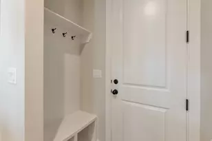 551 W Summerhill Ln, Centerville, UT 84014 - Photo 24