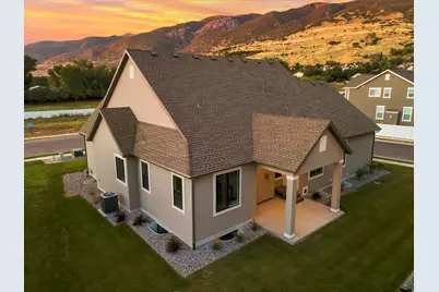 551 W Summerhill Ln, Centerville, UT 84014 - Photo 4