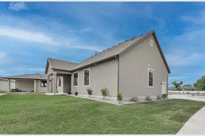 551 W Summerhill Ln, Centerville, UT 84014 - Photo 52