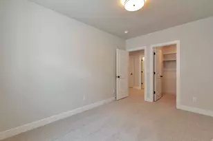 551 W Summerhill Ln, Centerville, UT 84014 - Photo 44