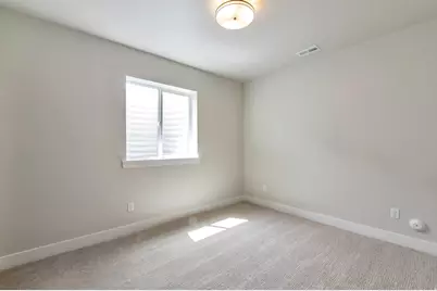 551 W Summerhill Ln, Centerville, UT 84014 - Photo 36