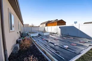 609 E 600 N, Vernal, UT 84078 - Photo 4