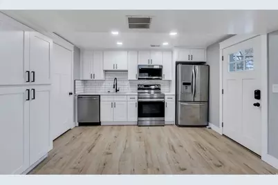 3898 W Bentoak Dr, West Valley, UT 84120 - Photo 18