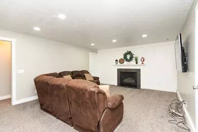 7367 S 2480 W, West Jordan, UT 84084 - Photo 30