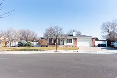 7367 S 2480 W, West Jordan, UT 84084 - Photo 2