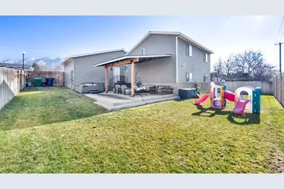 11062 S Sandy Dunes Dr E, Sandy, UT 84094 - Photo 22