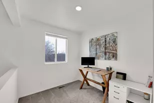 11062 S Sandy Dunes Dr E, Sandy, UT 84094 - Photo 16