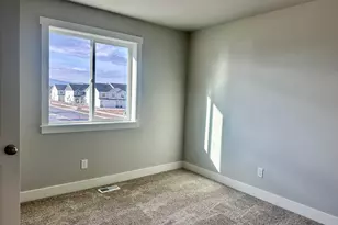 2304 S 1050 W, Riverdale, UT 84321 - Photo 18