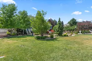 190 N Pfeifferhorn Dr, Alpine, UT 84004 - Photo 38