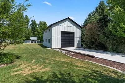 190 N Pfeifferhorn Dr, Alpine, UT 84004 - Photo 32