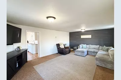 130 E Center St, Henefer, UT 84033 - Photo 2