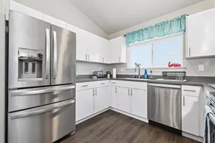 618 S 100 W, Springville, UT 84663 - Photo 6