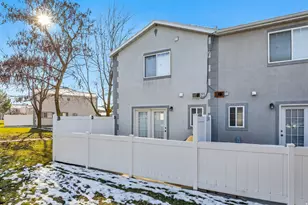 49 Kensington Pl, North Logan, UT 84341 - Photo 16