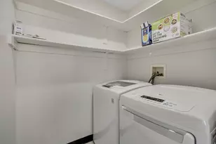 49 Kensington Pl, North Logan, UT 84341 - Photo 16