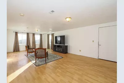 6370 W Settlers Point Dr S, West Valley, UT 84128 - Photo 20