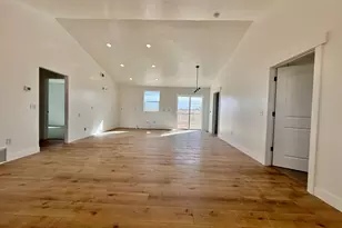 2658 E 3950 S, Vernal, UT 84078 - Photo 8