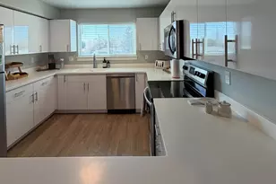 572 S 100 W, Springville, UT 84663 - Photo 1