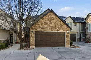 1859 W 2300 S, Woods Cross, UT 84087 - Photo 2