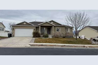 172 W Aruba Dr, Saratoga Springs, UT 84045 - Photo 1