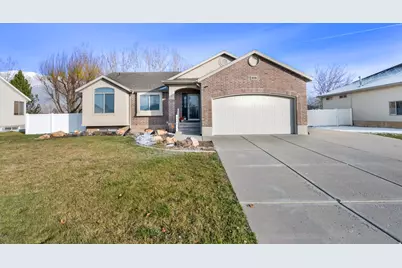 3536 N 3000 W, Hooper, UT 84315 - Photo 2