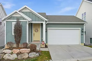 1465 E Sego Lily Ct, Layton, UT 84040 - Photo 2