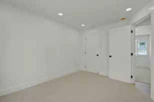 9420 S Streatham Rd, Sandy, UT 84070 - Photo 18