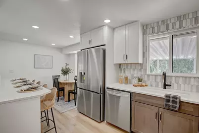 9420 S Streatham Rd, Sandy, UT 84070 - Photo 4