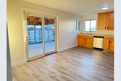 35 Airlane Dr, Clearfield, UT 84015 - Photo 34