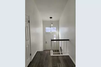 3279 S Plum Tree Ln W, Bountiful, UT 84010 - Photo 2