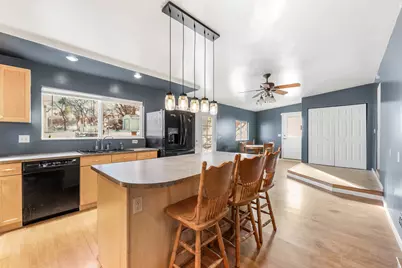 243 S 6th St, Tooele, UT 84074 - Photo 8