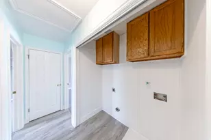 593 S 900 E, Layton, UT 84041 - Photo 10